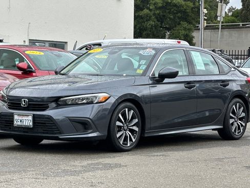 Used 2023 Honda Civic EX image 9
