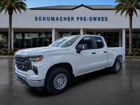 Used 2025 Chevrolet Silverado 1500 W/T w/ WT Value Package AWD/4WD image 3