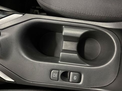 Used 2025 Toyota Corolla LE FWD image 26