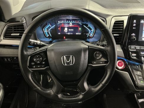 Used 2024 Honda Odyssey Touring image 17