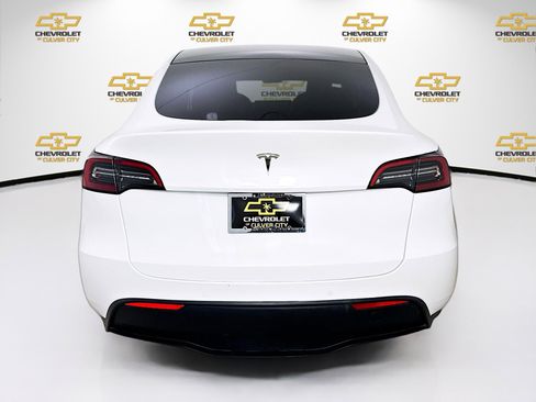 Used 2021 Tesla Model Y 2WD image 6
