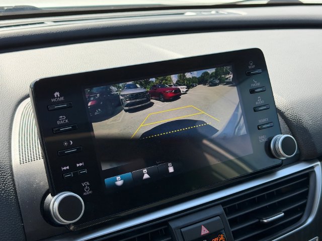 Used 2020 Honda Accord Touring image 27