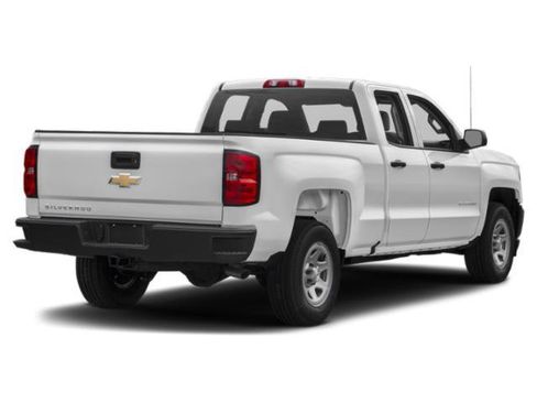Used 2019 Chevrolet Silverado 1500 LD LT AWD/4WD image 5