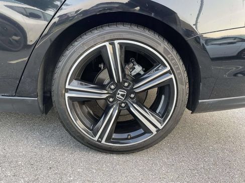 Used 2024 Honda Accord Sport image 5