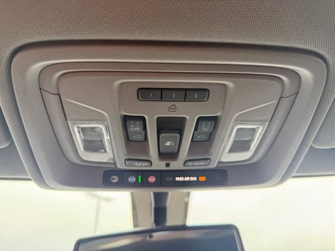 Used 2021 GMC Sierra 2500 SLT w/ SLT Premium Package image 31