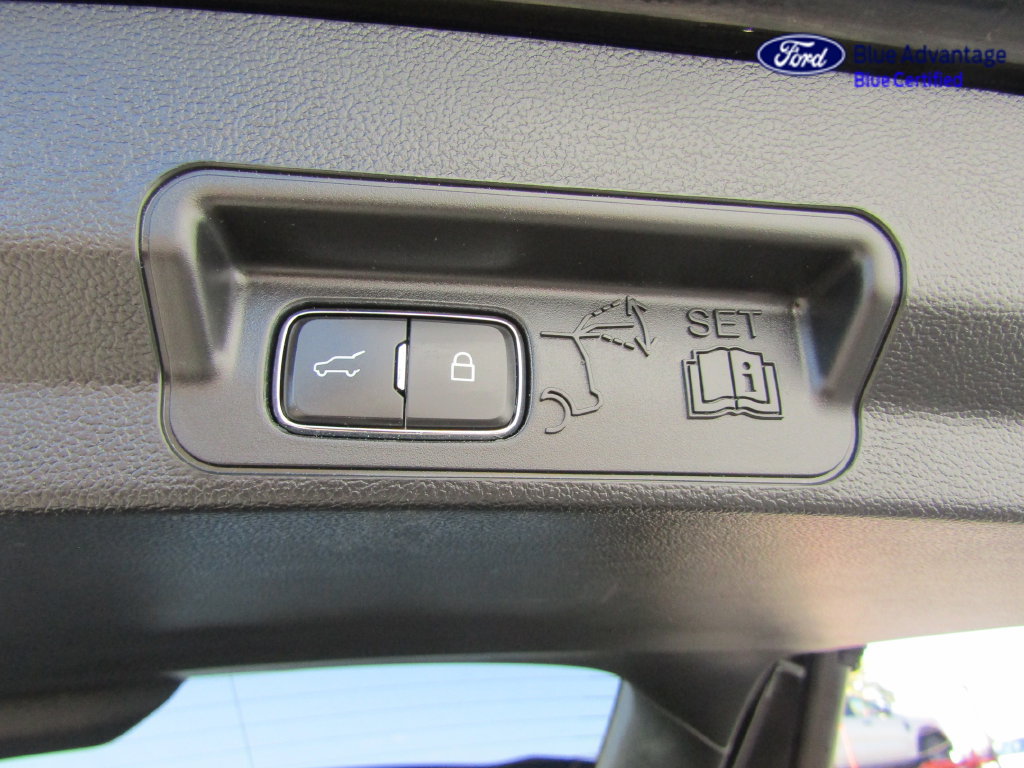 Certified 2022 Ford Explorer ST-Line w/ Class IV Trailer Tow Package AWD/4WD image 39