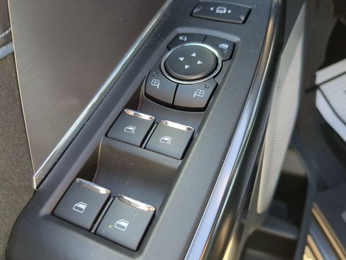 New 2026 Ford F350 Platinum w/ FX4 Off-Road Package image 50