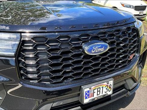 Certified 2025 Ford Explorer ST AWD/4WD image 31