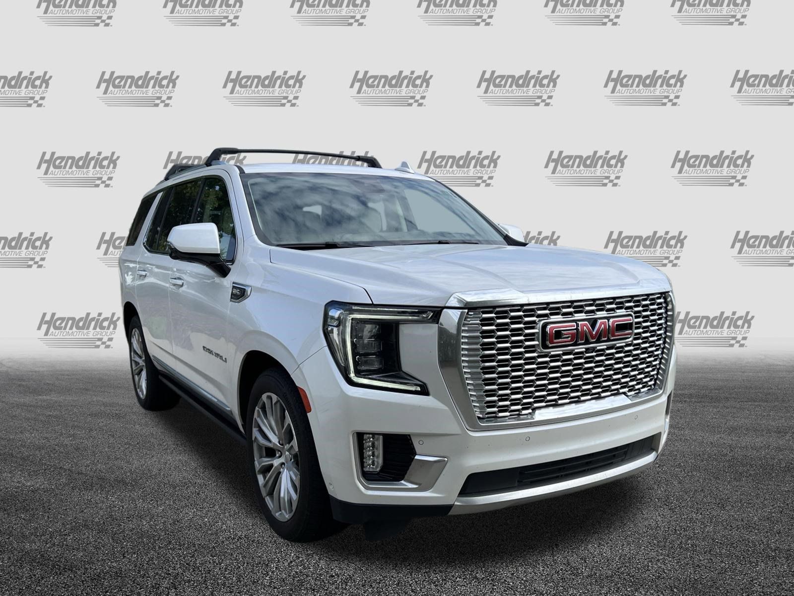 Used 2023 GMC Yukon Denali w/ Denali Reserve Package AWD/4WD image 2