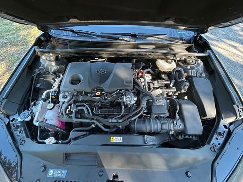 Certified 2025 Toyota Camry SE image 11