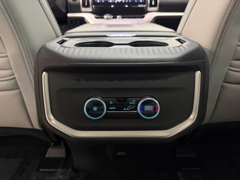 Certified 2025 Ford Expedition Max Active image 11