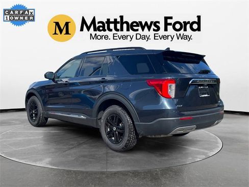 Used 2022 Ford Explorer XLT w/ Equipment Group 202A image 3