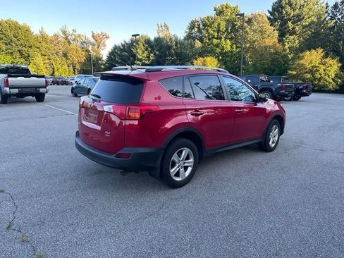 Used 2014 Toyota RAV4 XLE AWD/4WD image 3