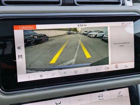 Used 2020 Land Rover Range Rover HSE image 14