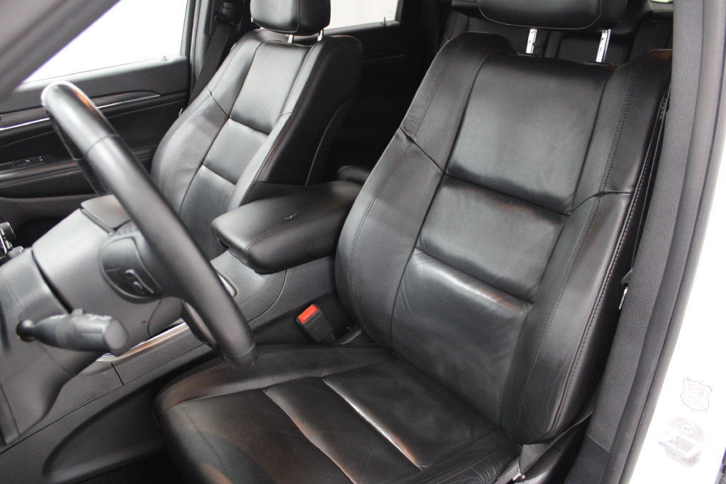 Used 2019 Jeep Grand Cherokee Limited AWD/4WD image 13