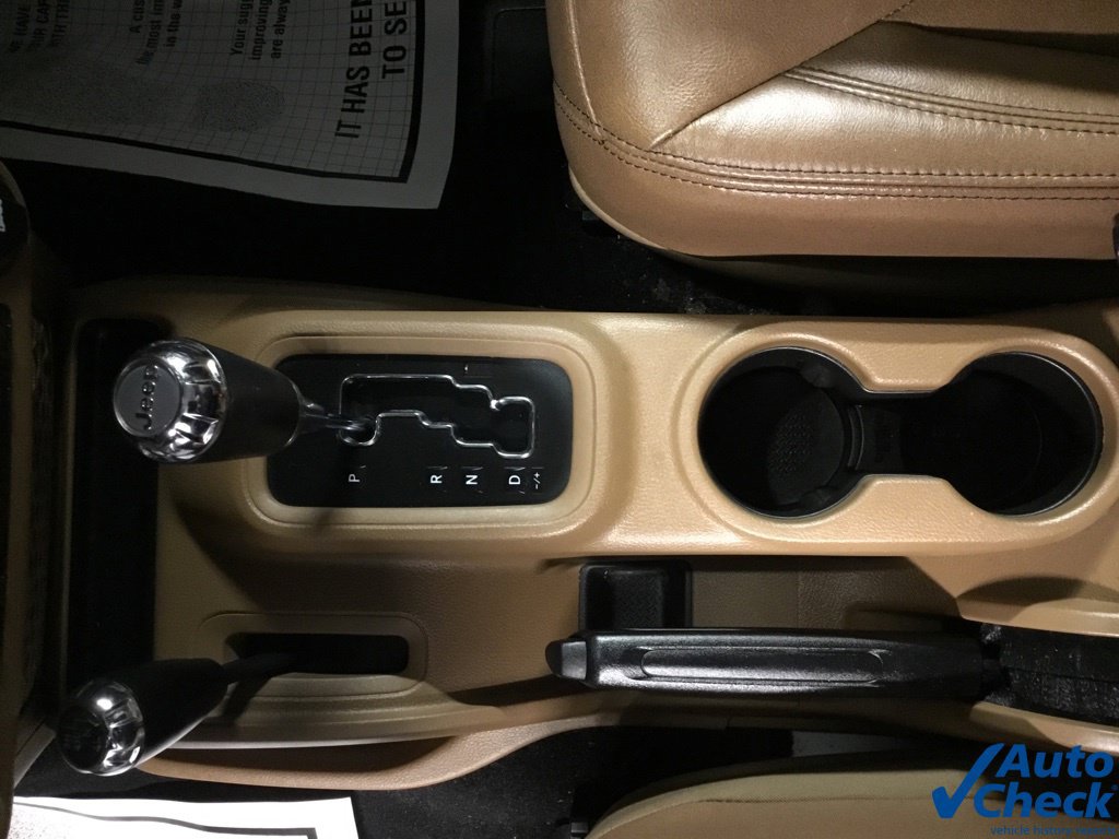 Used 2016 Jeep Wrangler Sahara AWD/4WD image 40