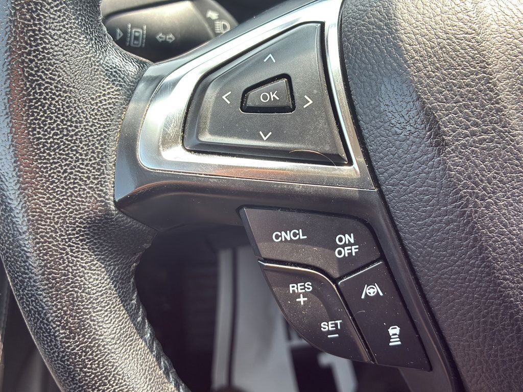 Used 2023 Ford Edge SEL AWD/4WD image 35