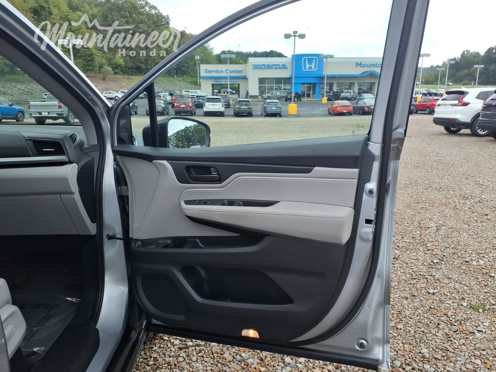 Used 2019 Honda Odyssey EX-L image 17