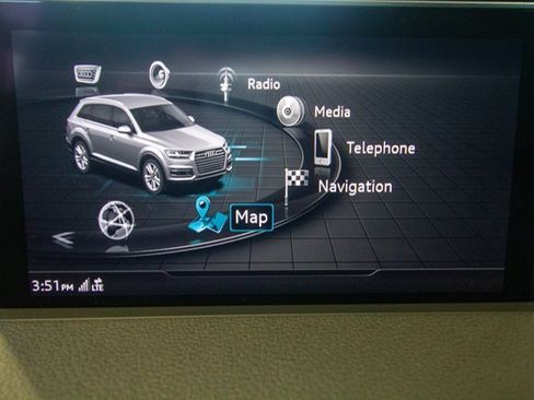 Used 2018 Audi Q7 3.0T Prestige image 13