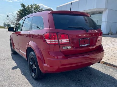 Used 2020 Dodge Journey SE w/ SE Popular Equipment Group FWD image 8