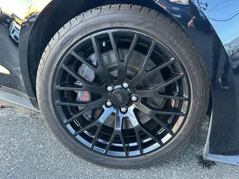 Used 2017 Ford Mustang GT Premium w/ GT Performance Package image 36