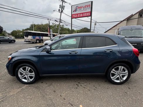 Used 2019 Mercedes-Benz GLA 250 4MATIC w/ Premium Package image 8