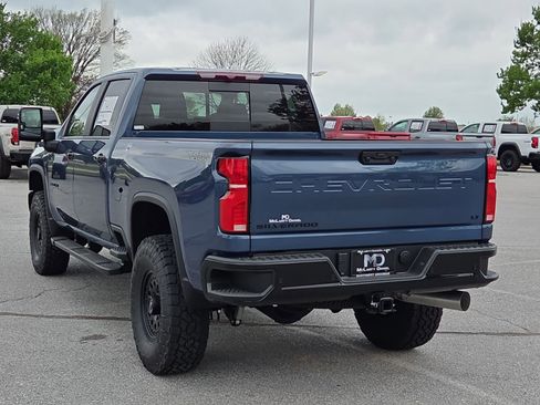 New 2026 Chevrolet Silverado 2500 LT w/ Trail Boss Package AWD/4WD image 4