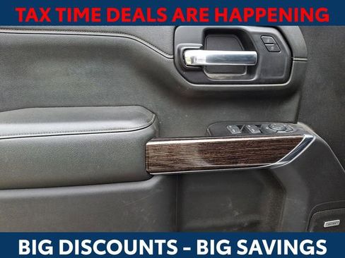 Used 2020 GMC Sierra 1500 Elevation w/ Elevation Value Package image 12