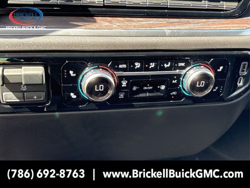 New 2025 GMC Sierra 2500 SLT image 30