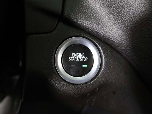 Used 2019 Chevrolet Equinox LT FWD image 39