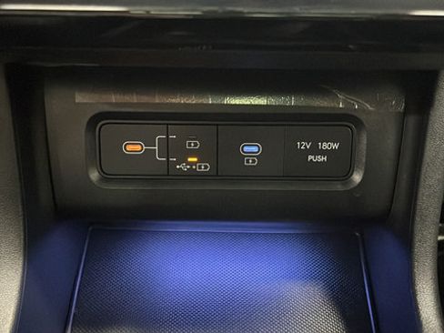 Used 2025 Hyundai Tucson Limited AWD/4WD image 34