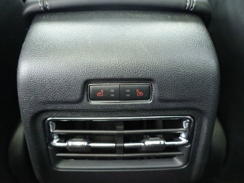 Used 2022 Lincoln Corsair AWD w/ Premium Package image 23