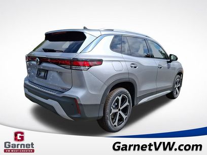 New 2025 Volkswagen Tiguan SE