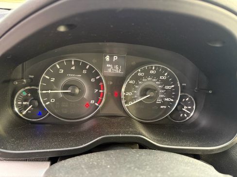 Used 2011 Subaru Outback 2.5i image 21