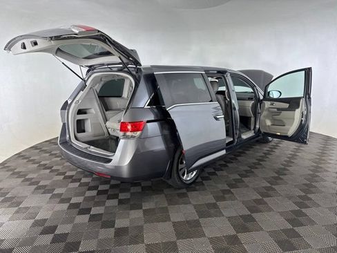 Used 2014 Honda Odyssey EX-L image 18