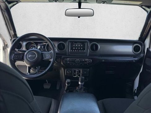 Used 2021 Jeep Wrangler Unlimited Sport AWD/4WD image 14