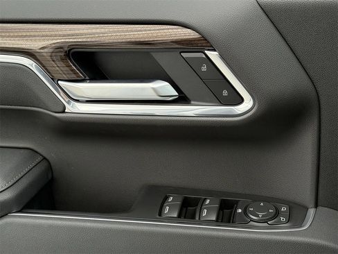 New 2026 Chevrolet Silverado 1500 LT image 18