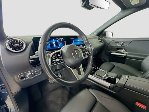 Certified 2023 Mercedes-Benz GLA 250 4MATIC w/ Premium Package image 9