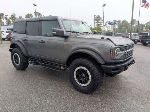 Used 2024 Ford Bronco Badlands AWD/4WD image 2