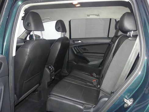 Used 2019 Volkswagen Tiguan SE image 27
