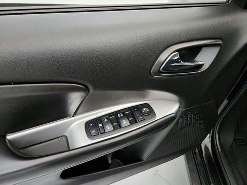 Used 2019 Dodge Journey SE w/ Premium Group FWD image 19