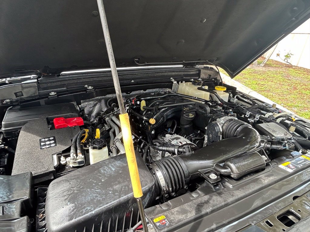 Certified 2024 Jeep Gladiator Sport AWD/4WD image 28