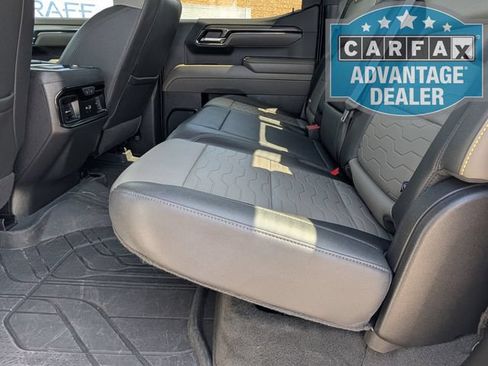 Used 2023 Chevrolet Silverado 1500 ZR2 w/ Technology Package AWD/4WD image 24