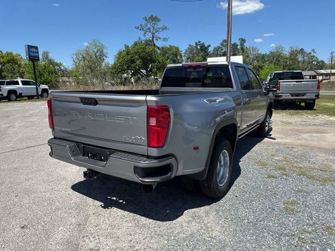 New 2026 Chevrolet Silverado 3500 High Country w/ High Country Premium Package AWD/4WD image 4