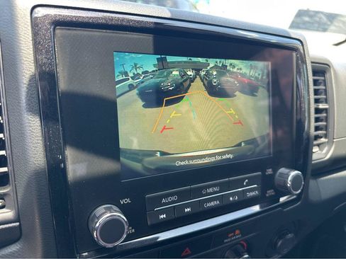 Used 2022 Nissan Frontier S w/ Technology Package RWD image 6