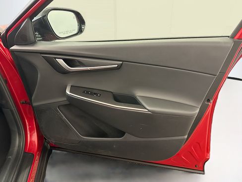 Used 2024 Kia EV6 Light image 33