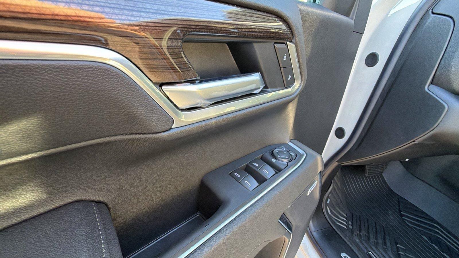 New 2026 Chevrolet Silverado 1500 RST w/ RST All Star Premium Package AWD/4WD image 15