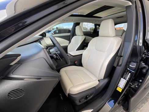 Used 2026 Lexus RX 350 w/ Convenience Package image 11