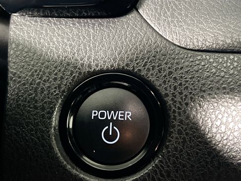 Used 2026 Toyota Camry SE FWD image 23