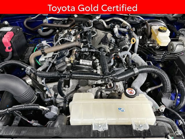 Certified 2024 Toyota Tacoma SR5 AWD/4WD image 33